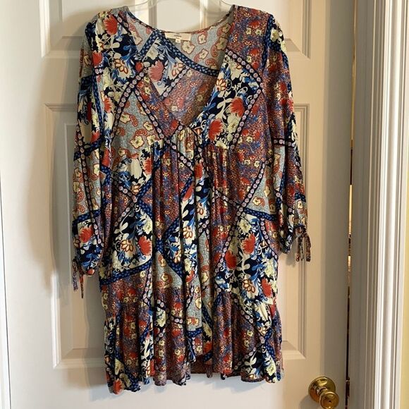 Entro Size Medium BoHo V-neck tunic/dress. With three-quarter sleeves - Picture 1 of 10